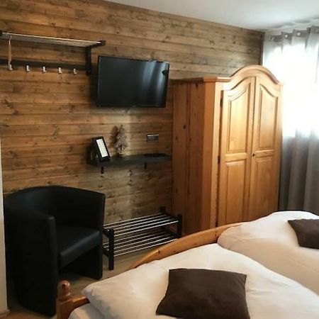 Black Forest Rooms กราเฟินเฮาเซน ภายนอก รูปภาพ