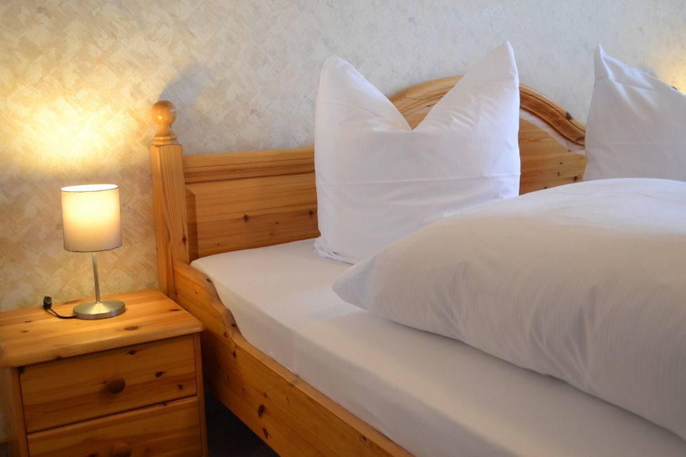 Black Forest Rooms กราเฟินเฮาเซน ภายนอก รูปภาพ