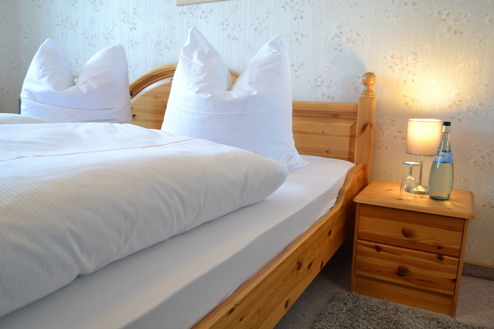 Black Forest Rooms กราเฟินเฮาเซน ภายนอก รูปภาพ