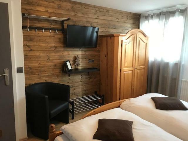Black Forest Rooms กราเฟินเฮาเซน ภายนอก รูปภาพ