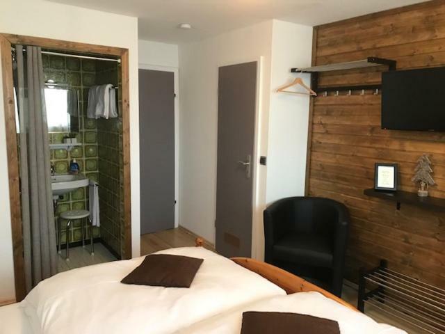Black Forest Rooms กราเฟินเฮาเซน ภายนอก รูปภาพ